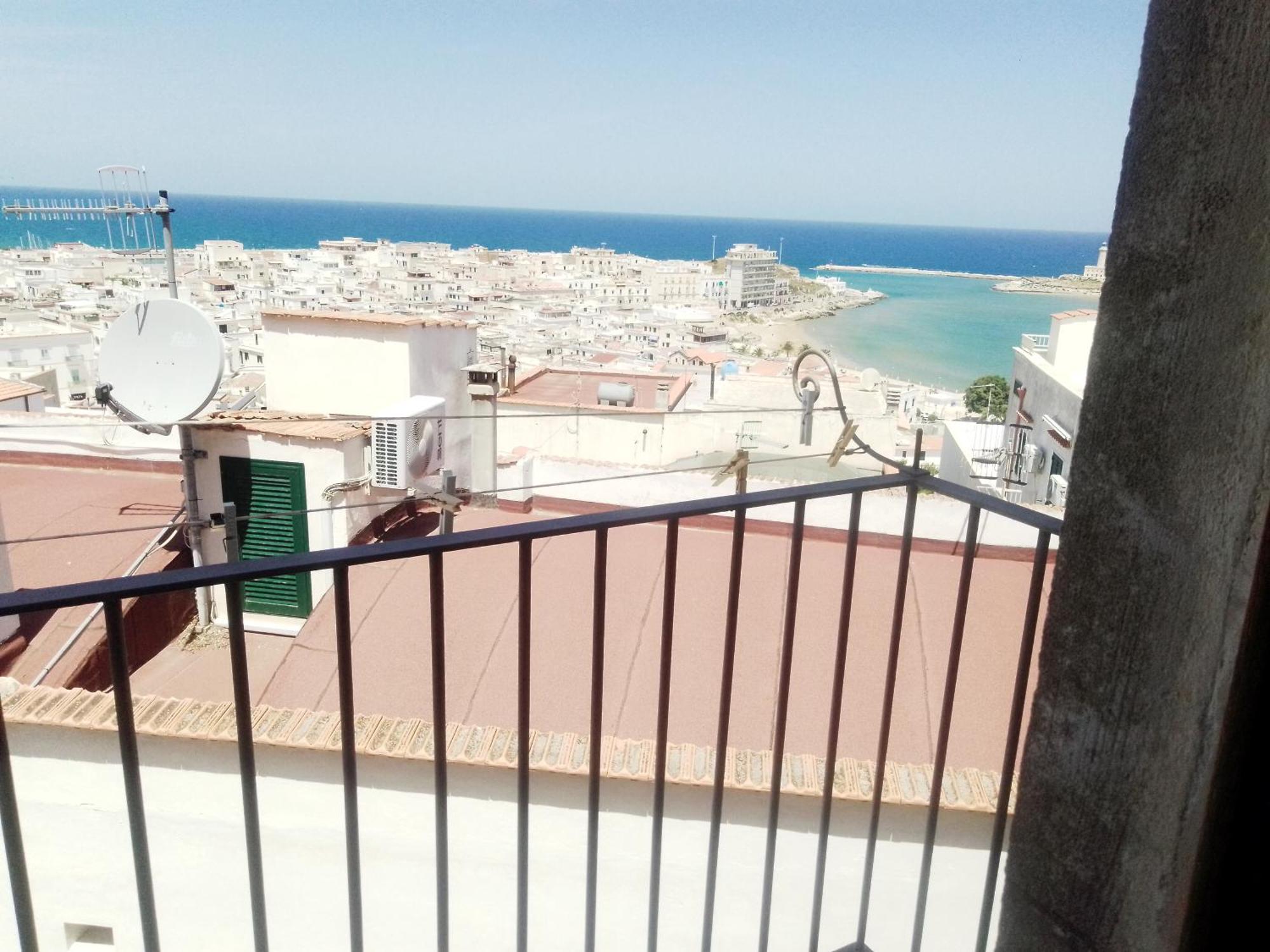 Torre La Mezzaluna Vieste Exterior foto